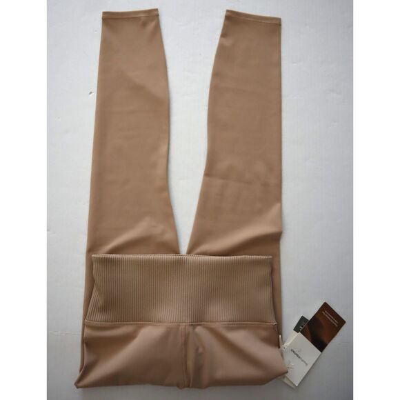 Vuori VW428-COC Women's Sz XS Coconut Beige Rib Studio 7/8 Leggings - Picture 10 of 13